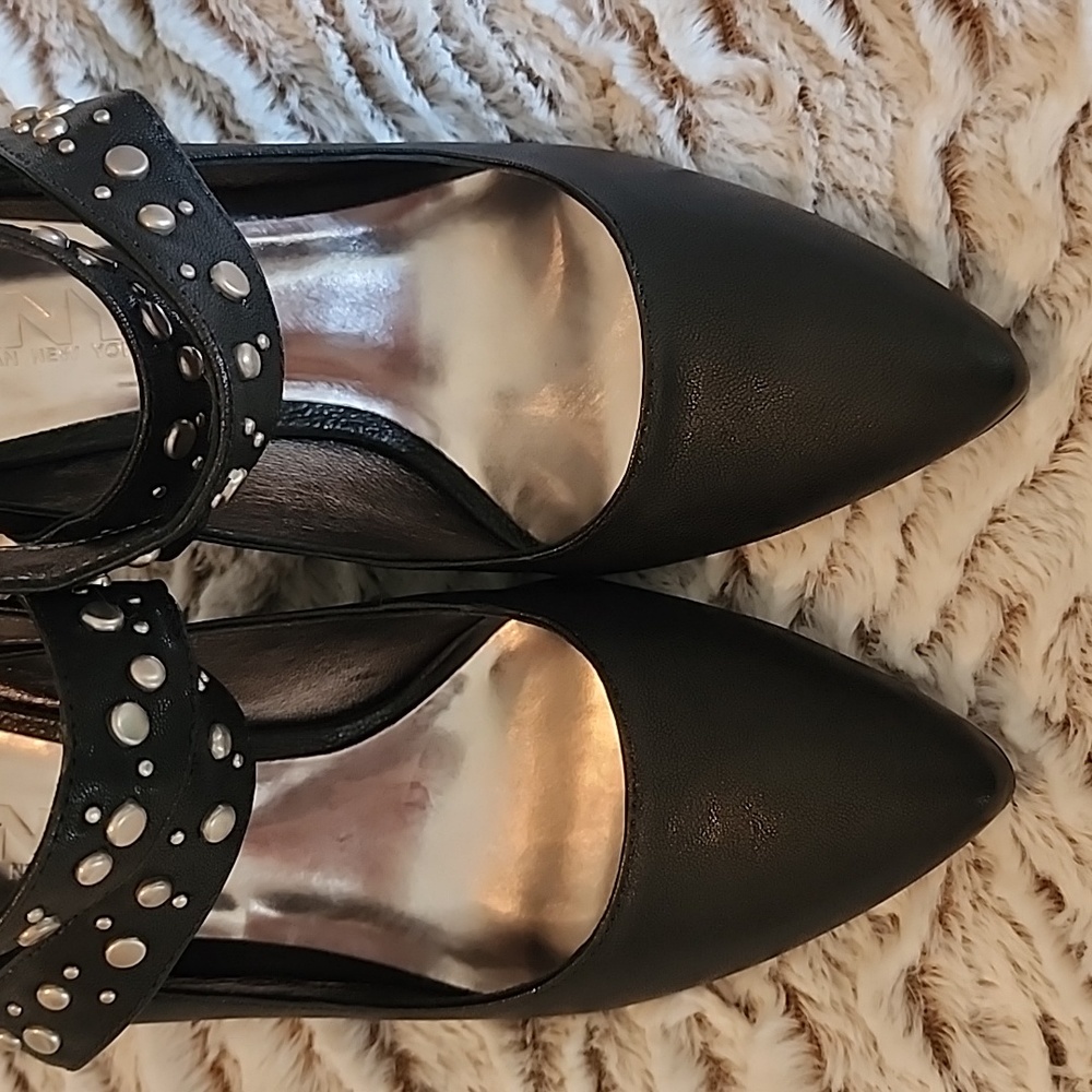 DKNY Laci Embellished Strappy Pump 2.5" heel. Size 5.5 &Dustbag - Picture 10 of 15